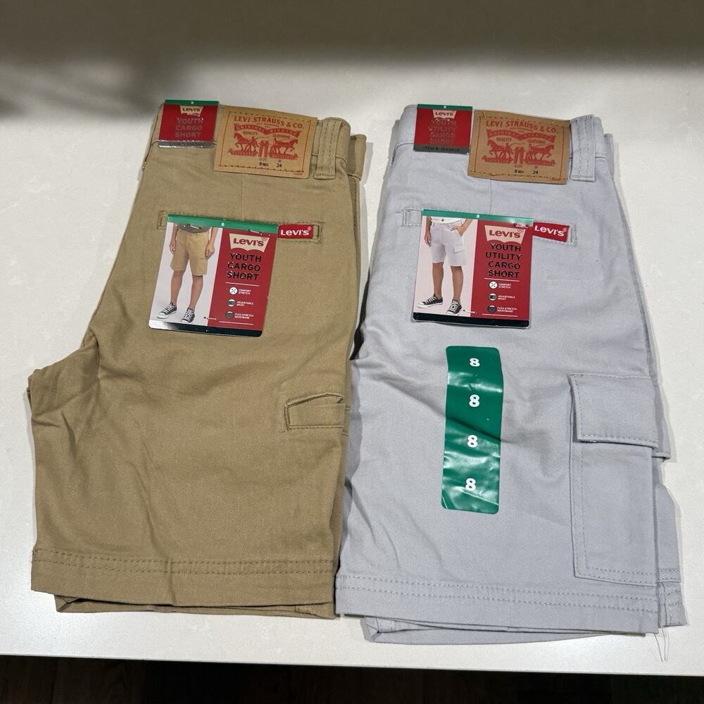 Lot 2 - Levi's Boy's Youth Sz: 8 Khaki Cargo Shorts Grey & Tan